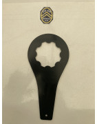 Hub hat wrench for C4F C6F