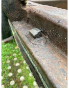 Butée basse de seuil de porte