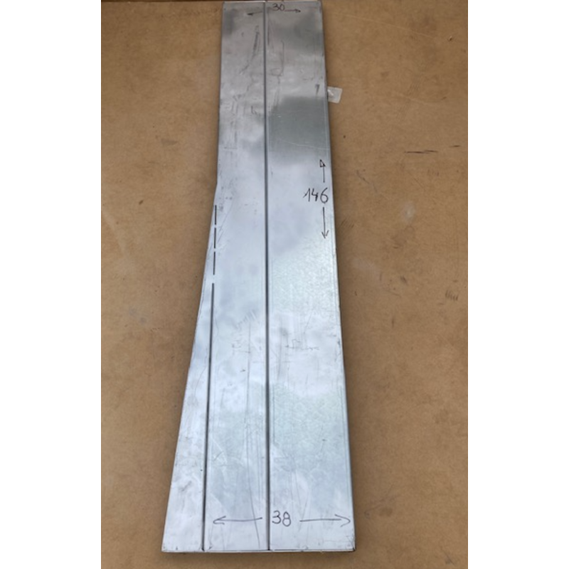 Marchepied coté GAUCHE pour chassis LONG en voie large